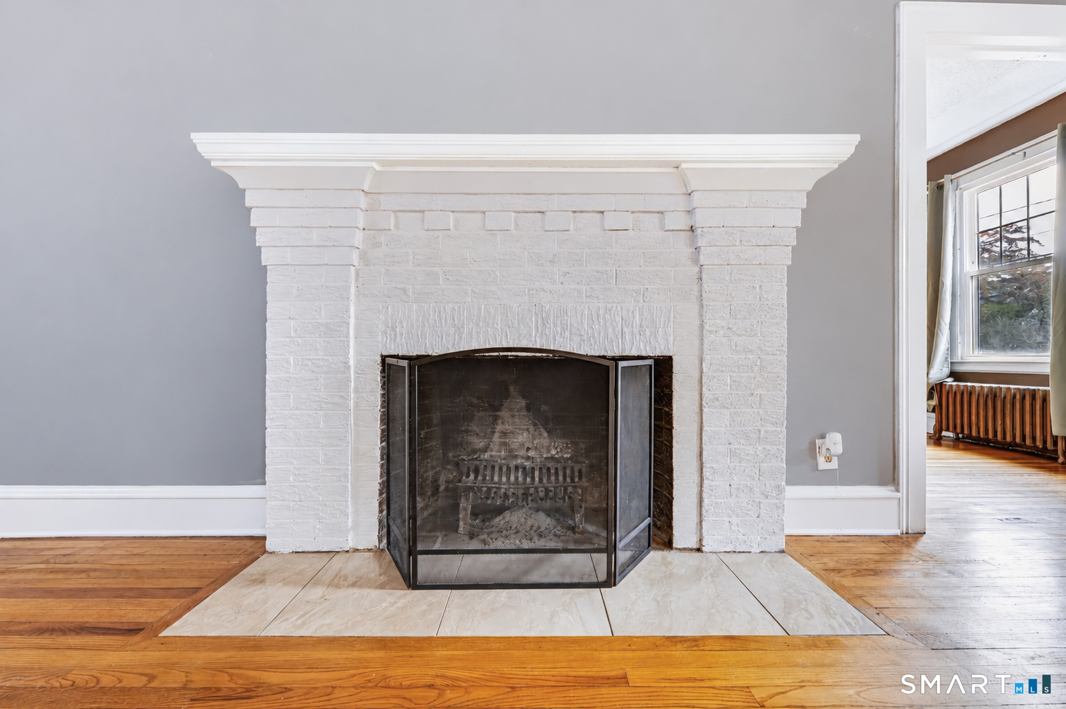 24 Giddings Avenue Windsor CT 06095