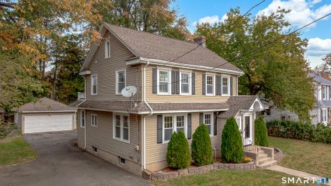 24 Giddings Avenue Windsor CT 06095