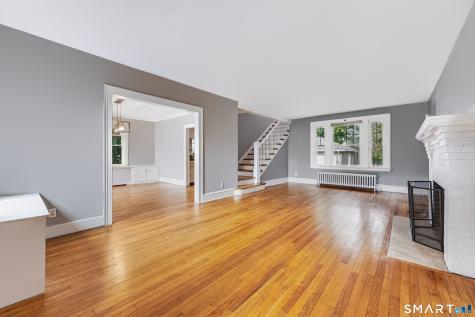 24 Giddings Avenue Windsor CT 06095