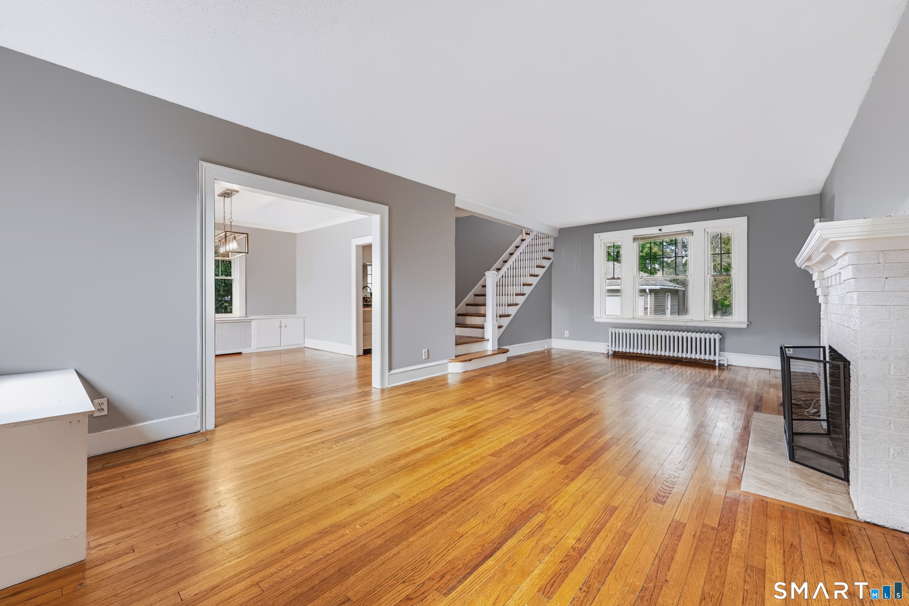 24 Giddings Avenue Windsor CT 06095
