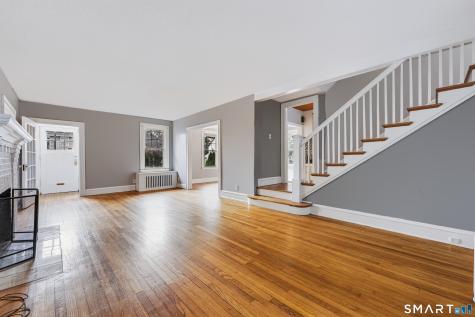 24 Giddings Avenue Windsor CT 06095