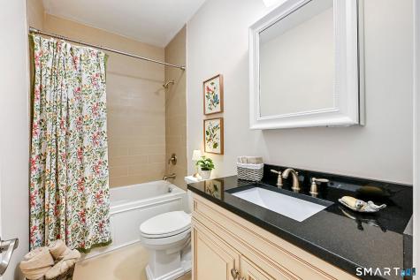 220 Haviland Road Ridgefield CT 06877