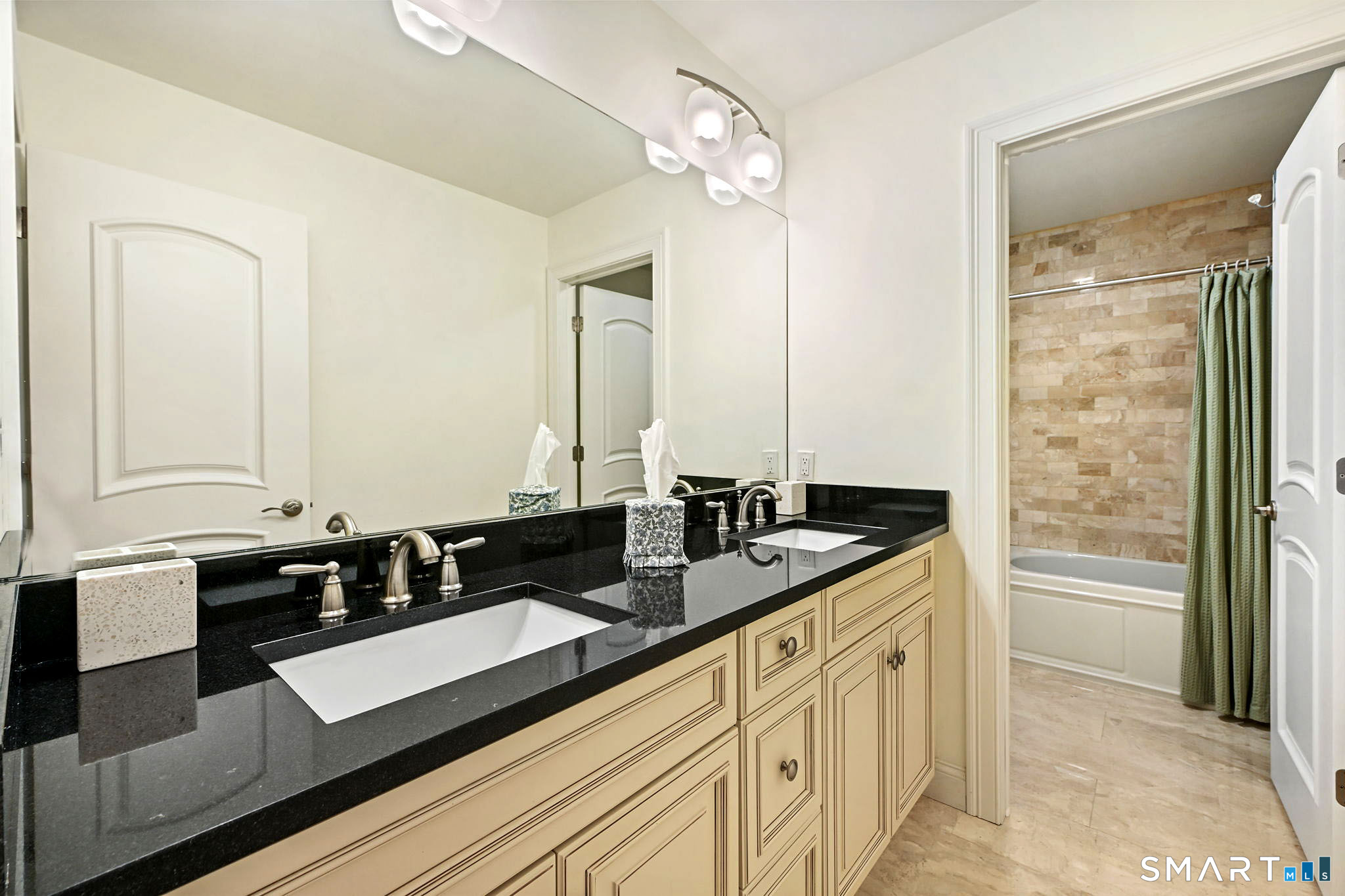 220 Haviland Road Ridgefield CT 06877
