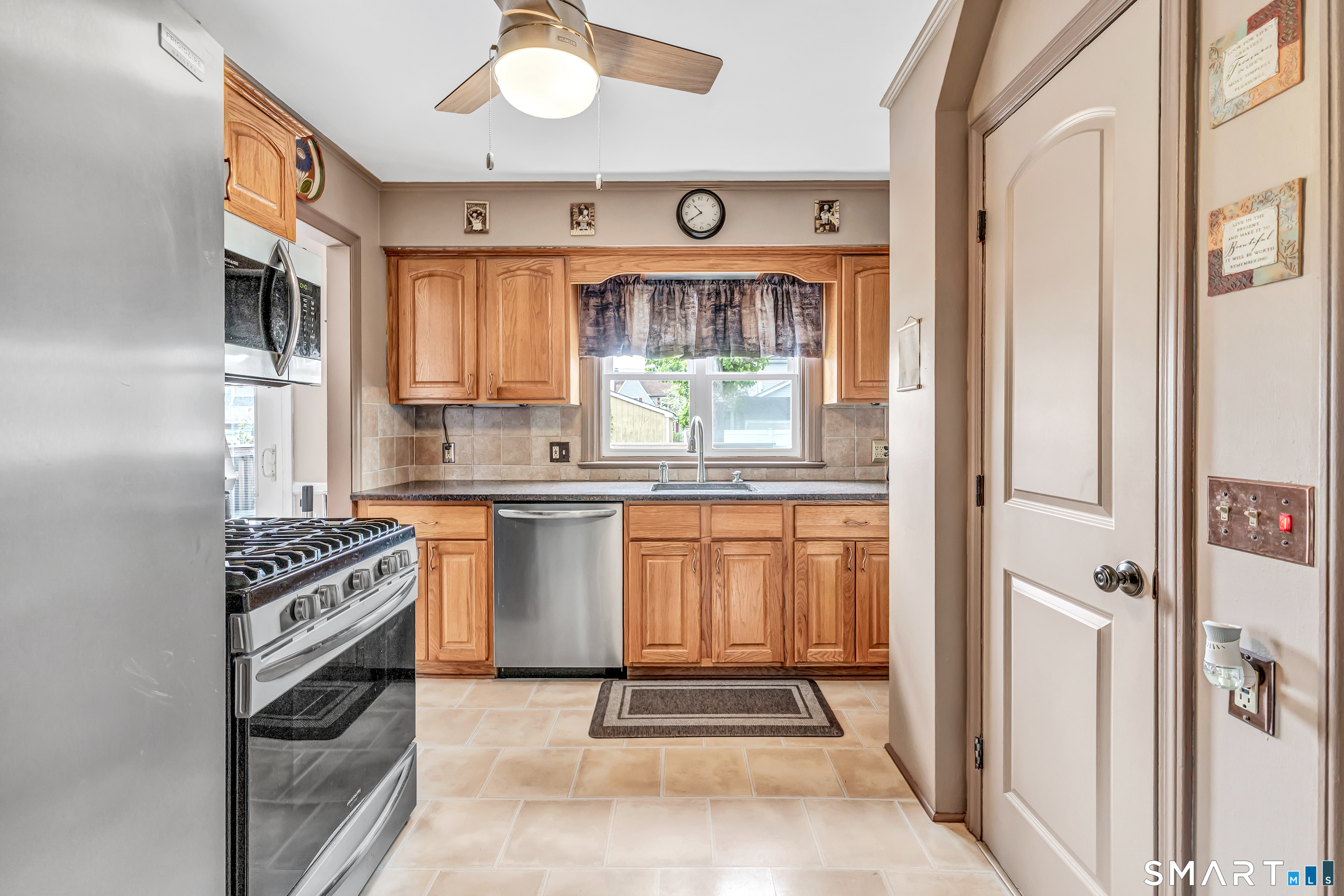 543 Woodstock Avenue Stratford CT 06614