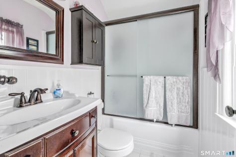 543 Woodstock Avenue Stratford CT 06614