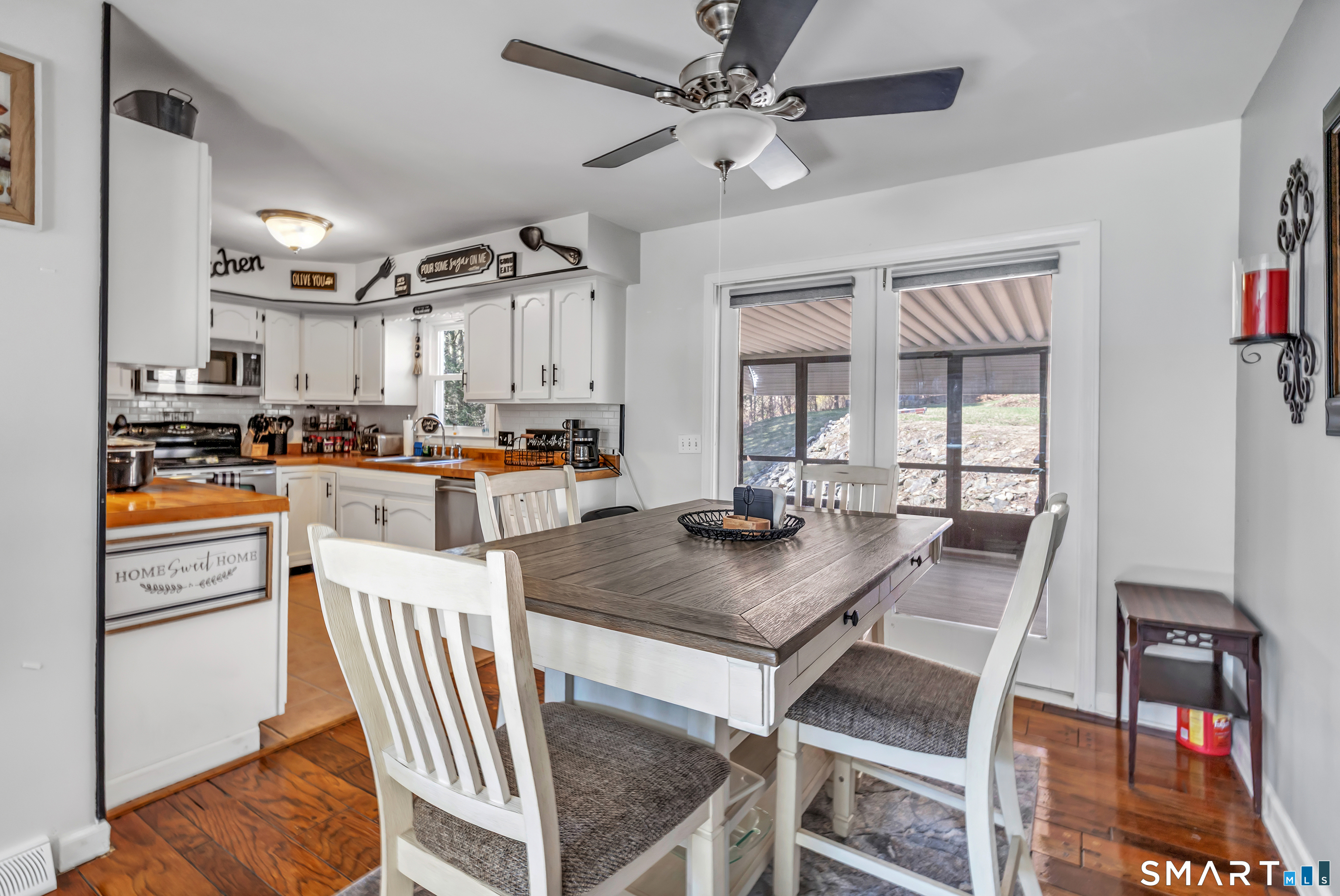 52 Cook Lane Beacon Falls CT 06403
