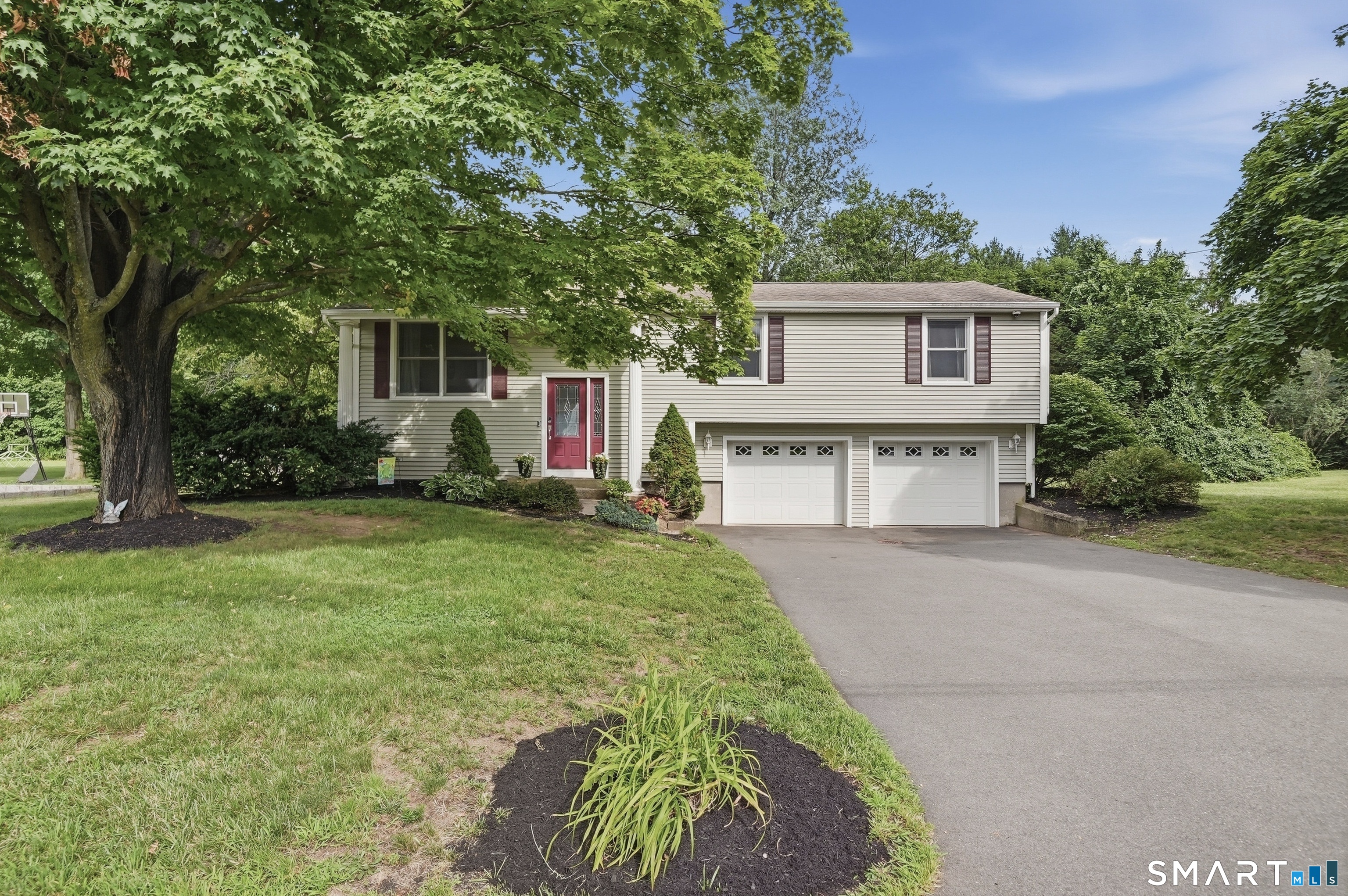 101 Deer Run Southington CT 06479
