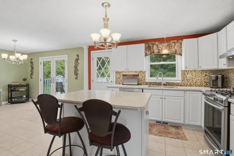 101 Deer Run Southington CT 06479