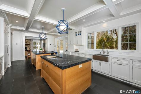 473 Hollow Tree Ridge Road Darien CT 06820