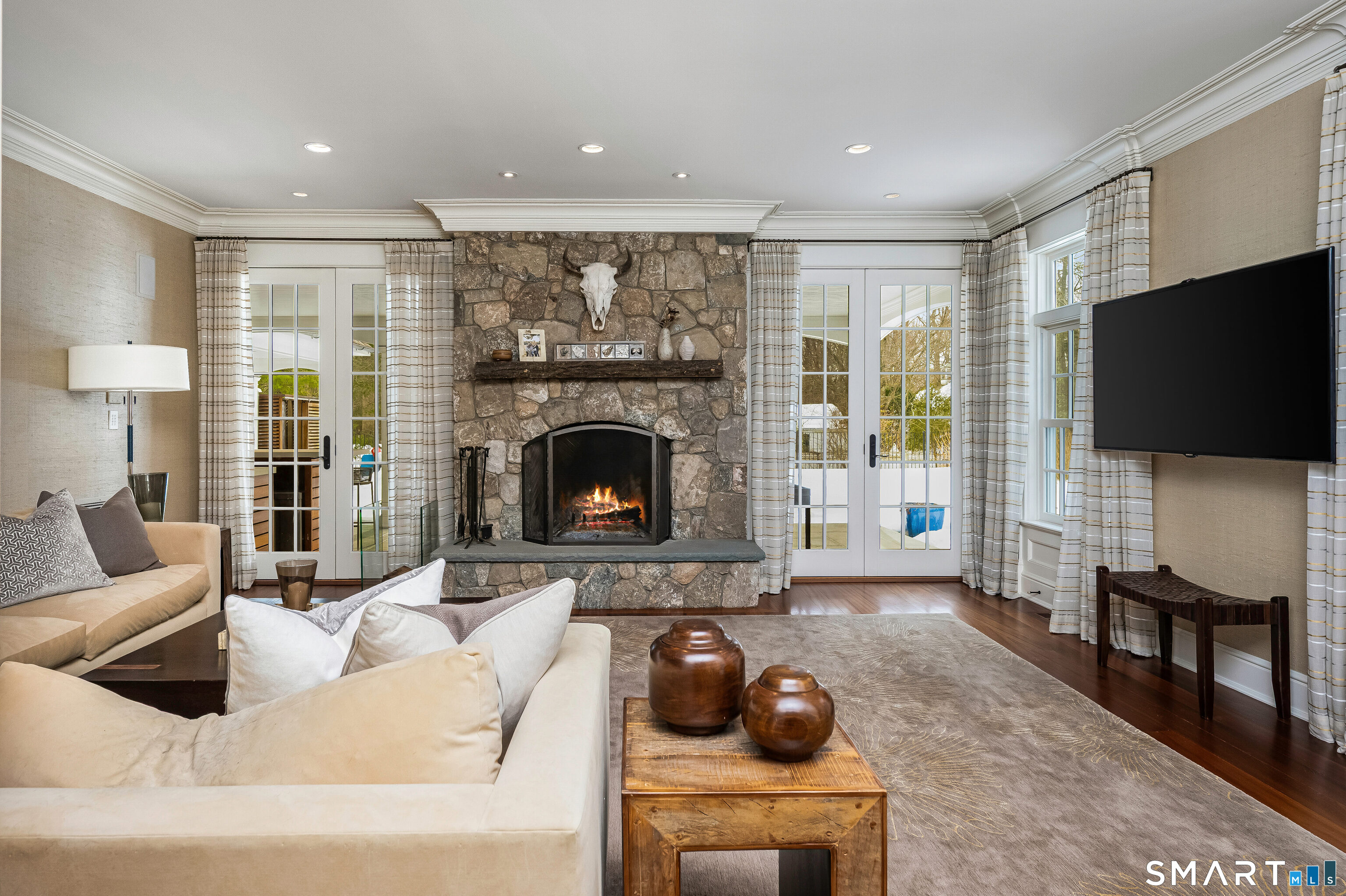 473 Hollow Tree Ridge Road Darien CT 06820