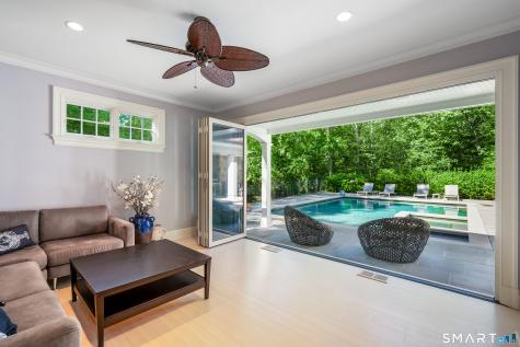 473 Hollow Tree Ridge Road Darien CT 06820