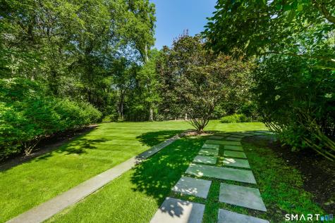 473 Hollow Tree Ridge Road Darien CT 06820