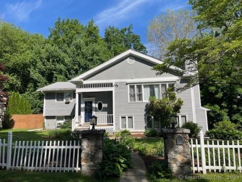 236 Woodside Circle Fairfield CT 06825