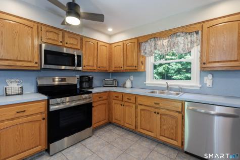 51 Walnut Avenue East Hampton CT 06424