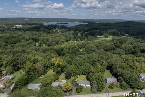 51 Walnut Avenue East Hampton CT 06424