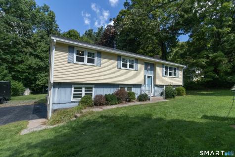 51 Walnut Avenue East Hampton CT 06424