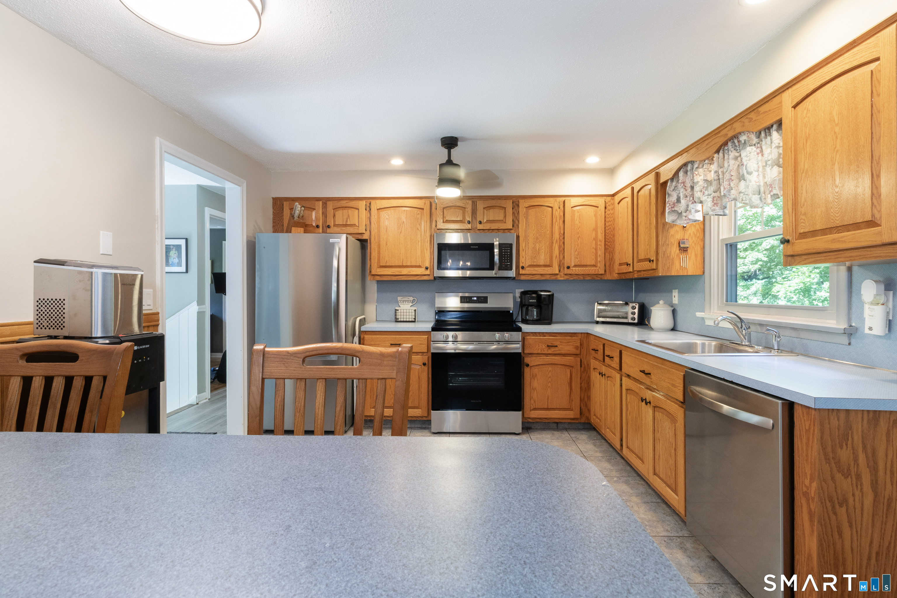 51 Walnut Avenue East Hampton CT 06424