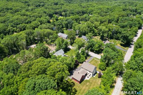 29 Green Valley Lakes Road East Lyme CT 06333