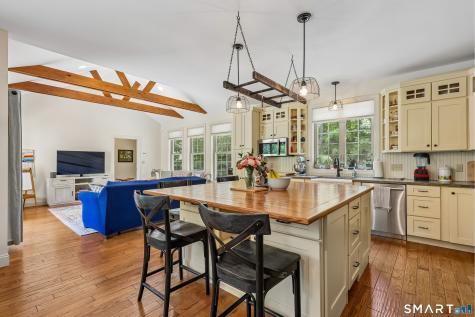 29 Green Valley Lakes Road East Lyme CT 06333