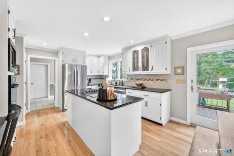 11 Benjamin Road Ellington CT 06029