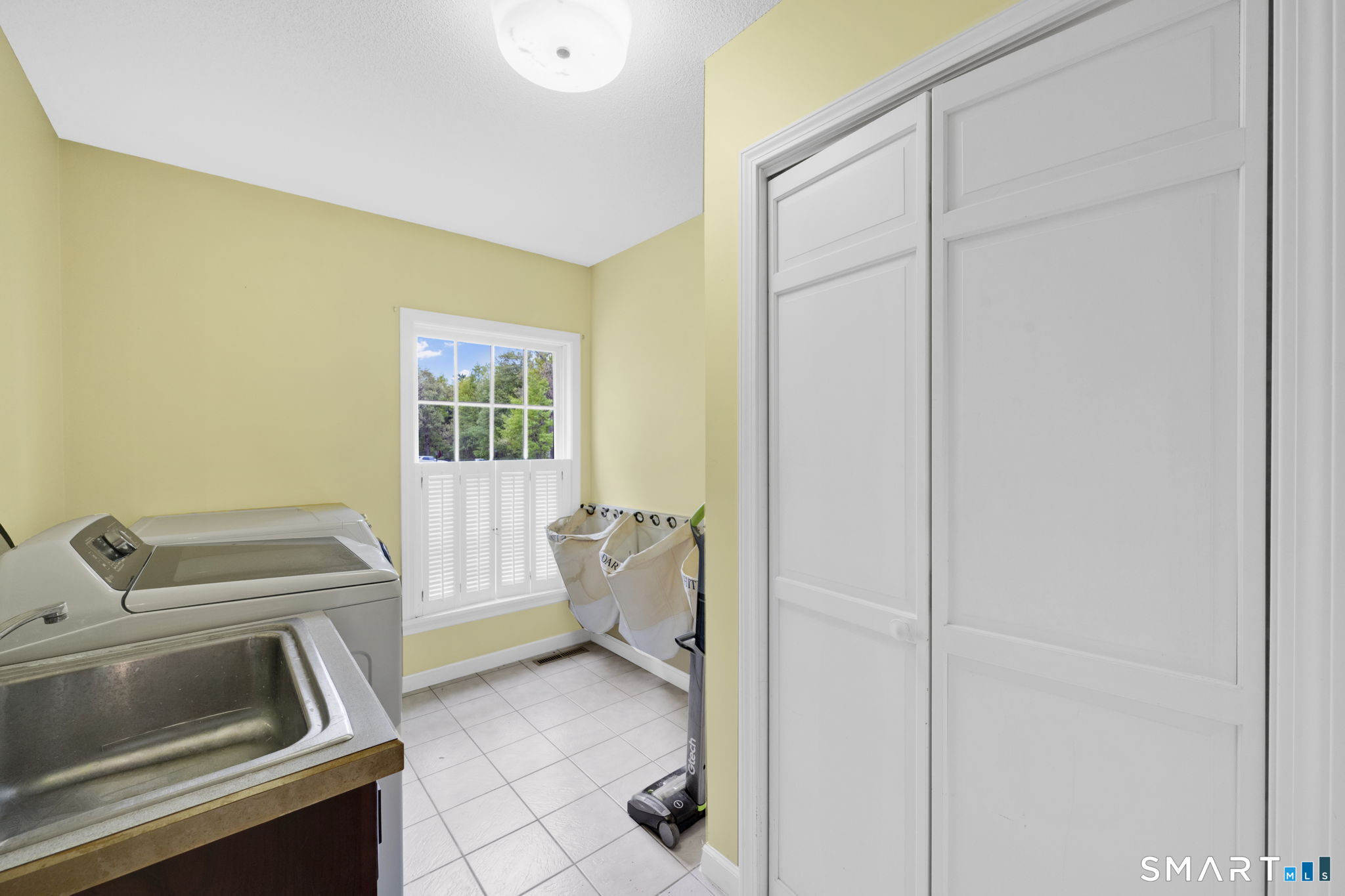 11 Benjamin Road Ellington CT 06029