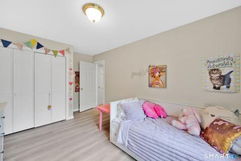 11 Benjamin Road Ellington CT 06029