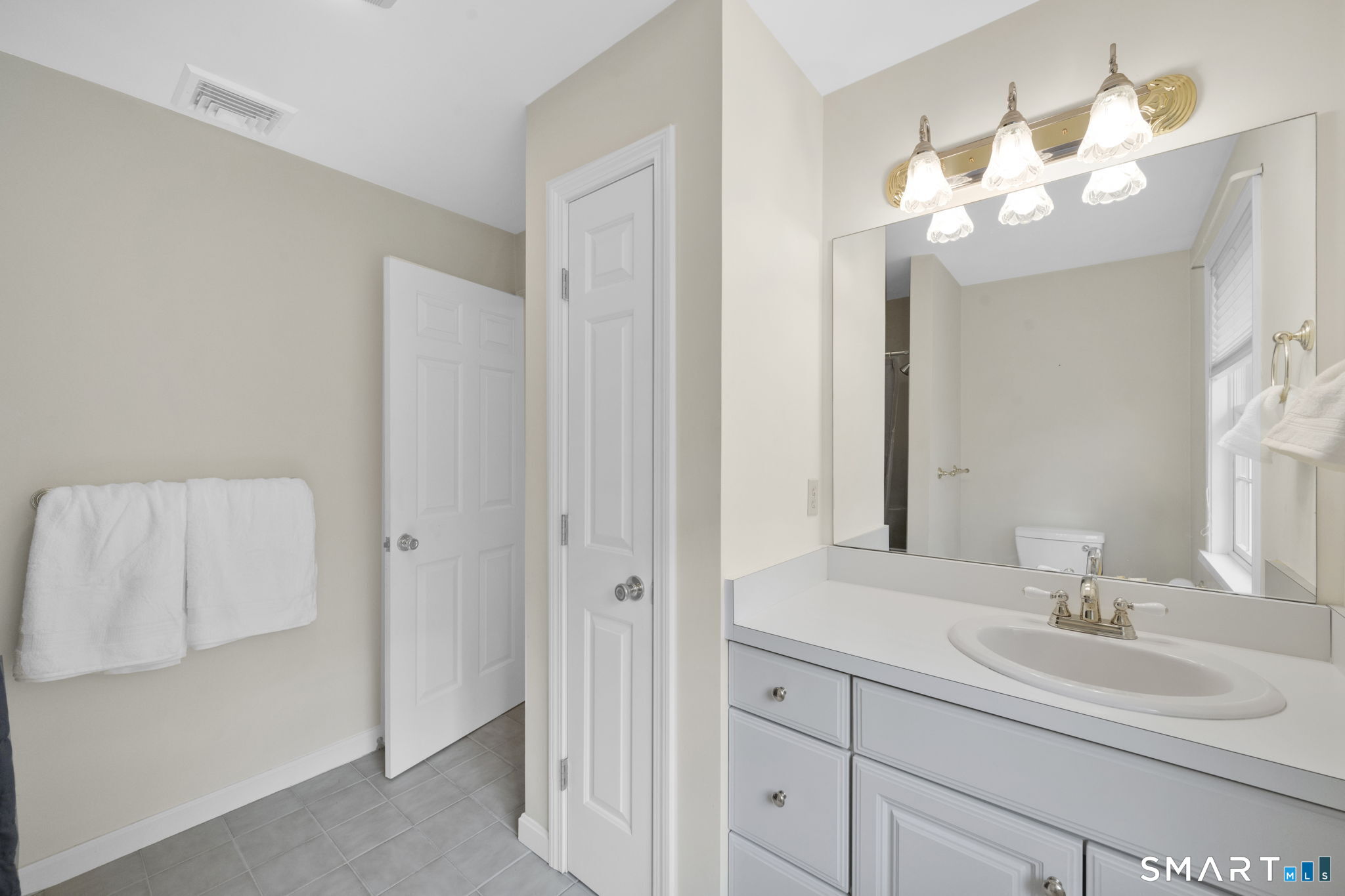 11 Benjamin Road Ellington CT 06029