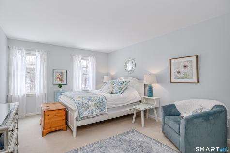 39 Bradley Lane Newtown CT 06482