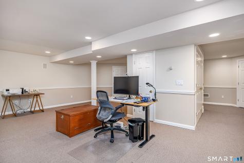 39 Bradley Lane Newtown CT 06482