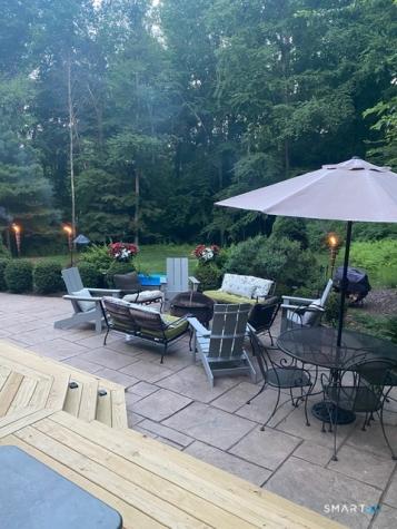 39 Bradley Lane Newtown CT 06482