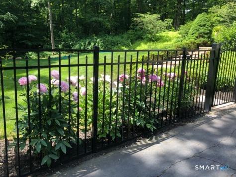 39 Bradley Lane Newtown CT 06482