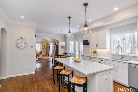 39 Bradley Lane Newtown CT 06482