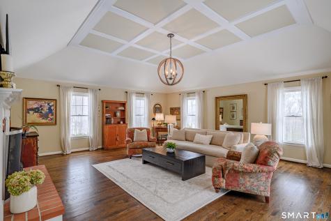 39 Bradley Lane Newtown CT 06482