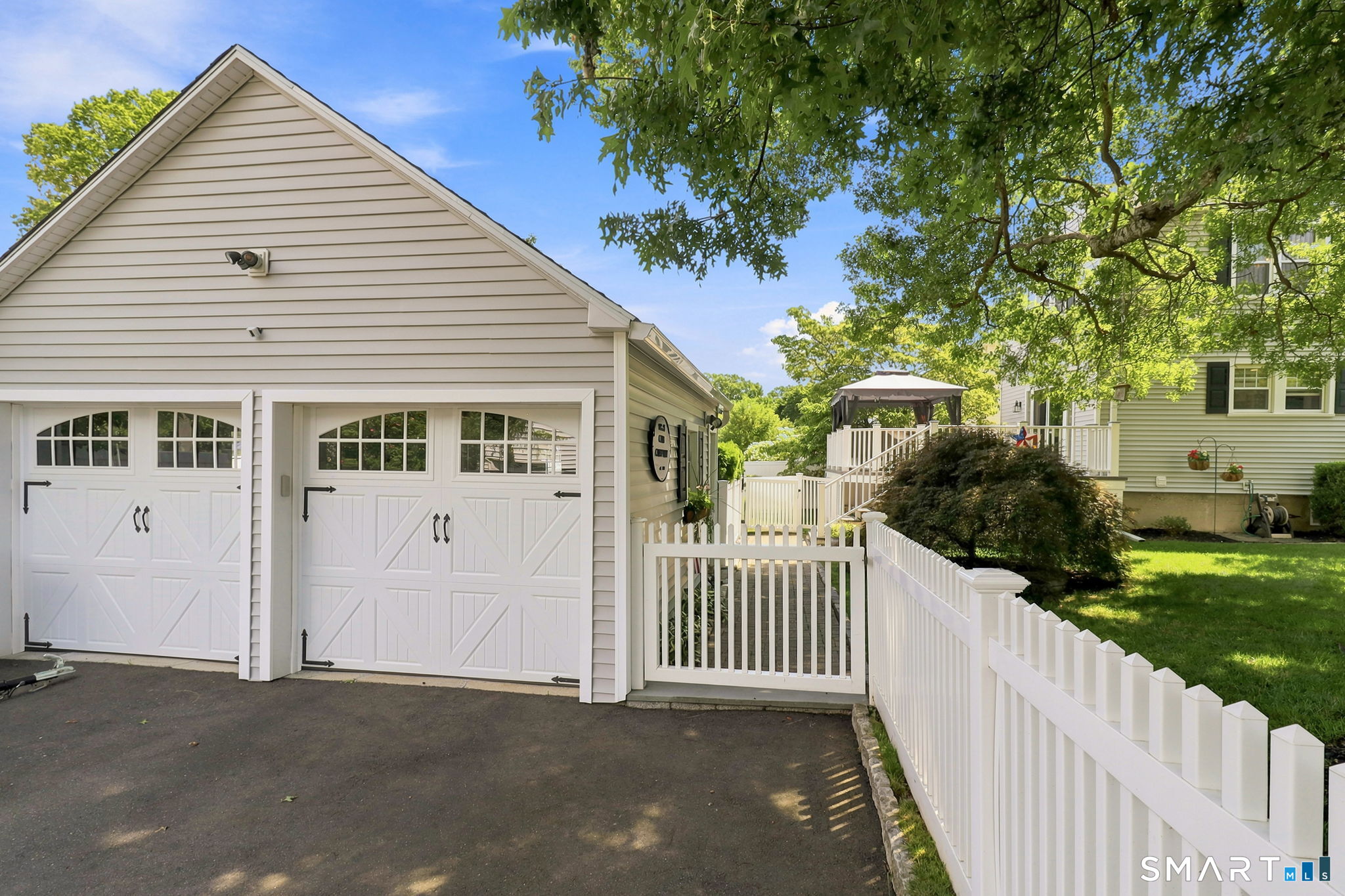19 Crestview Avenue Stamford CT 06907
