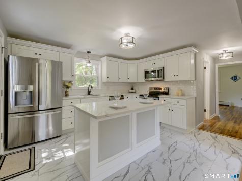 27 Meadow Road Burlington CT 06013