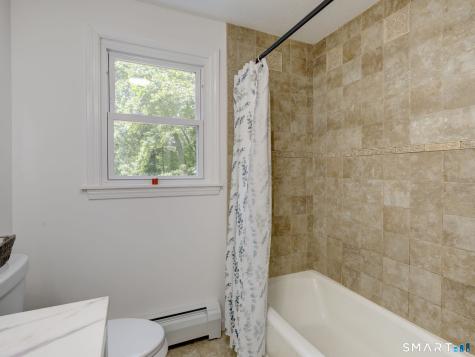 27 Meadow Road Burlington CT 06013
