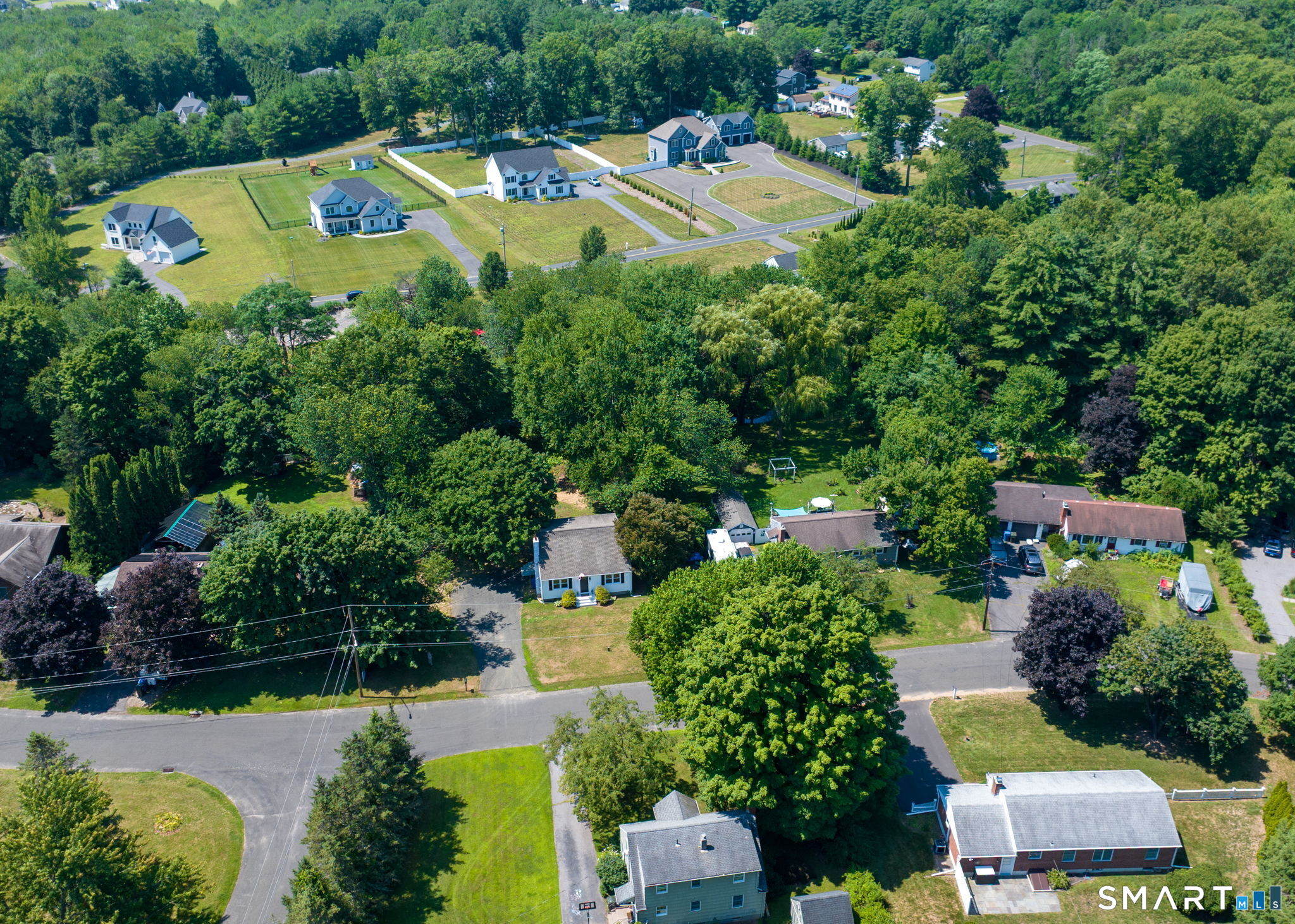 27 Meadow Road Burlington CT 06013