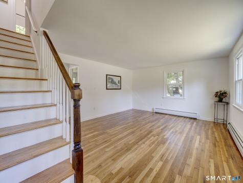 27 Meadow Road Burlington CT 06013