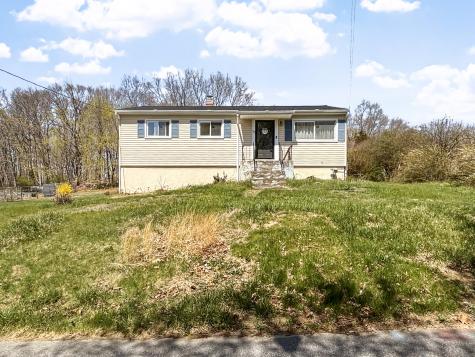 54 Lorenzo Street Norwich CT 06360