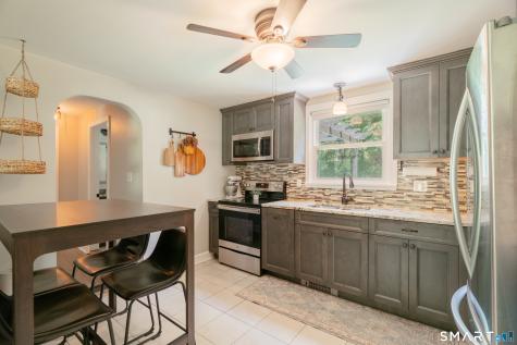 100 Jacobs Terrace Middletown CT 06457