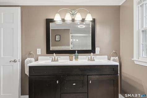 46 Henderson Drive Avon CT 06001