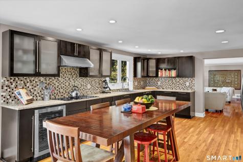 46 Henderson Drive Avon CT 06001