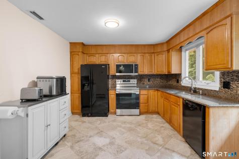 1185 Highview Terrace Cheshire CT 06410