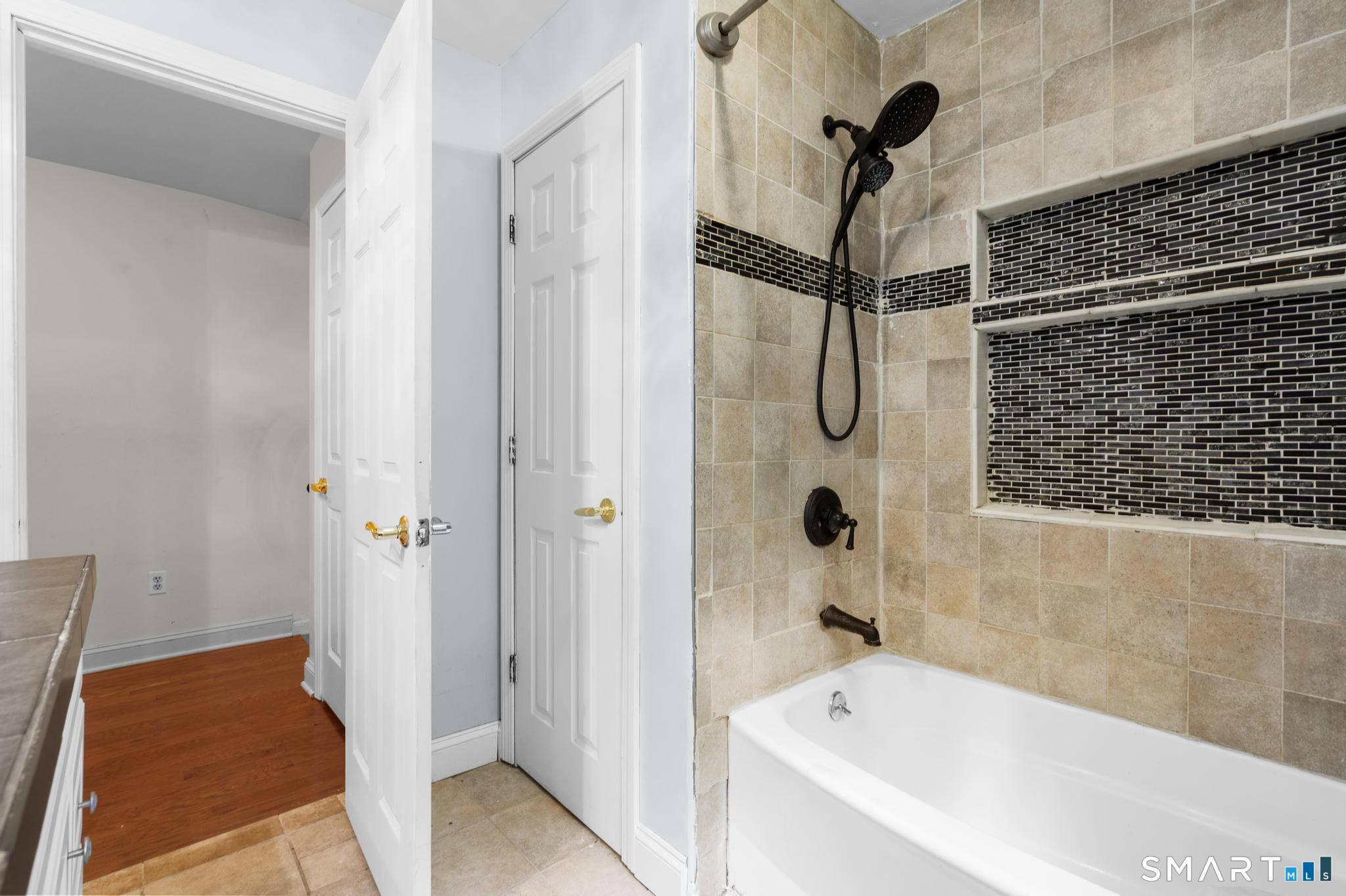 1185 Highview Terrace Cheshire CT 06410