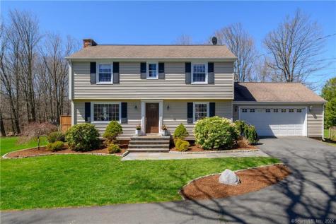 2 East Lake Road New Fairfield CT 06812