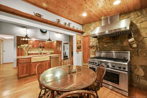 198 Steep Hill Road Weston CT 06883