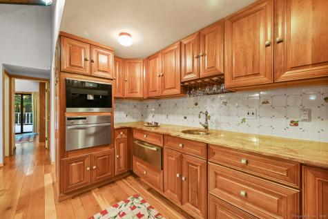 198 Steep Hill Road Weston CT 06883