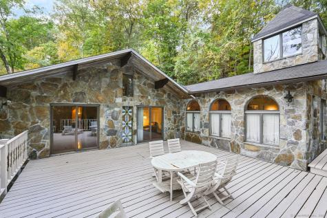 198 Steep Hill Road Weston CT 06883