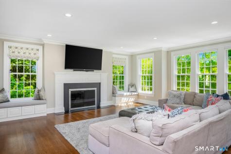 67 Peach Hill Road Darien CT 06820