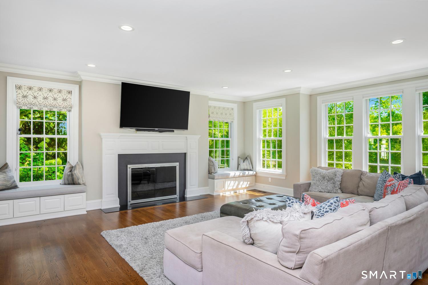 67 Peach Hill Road Darien CT 06820